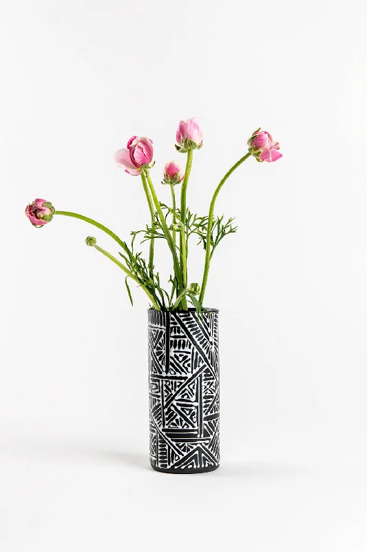 Cylinder Vase | Black with White Oriental