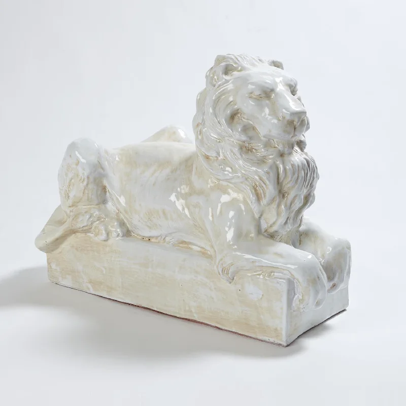 LION SCULPTURE